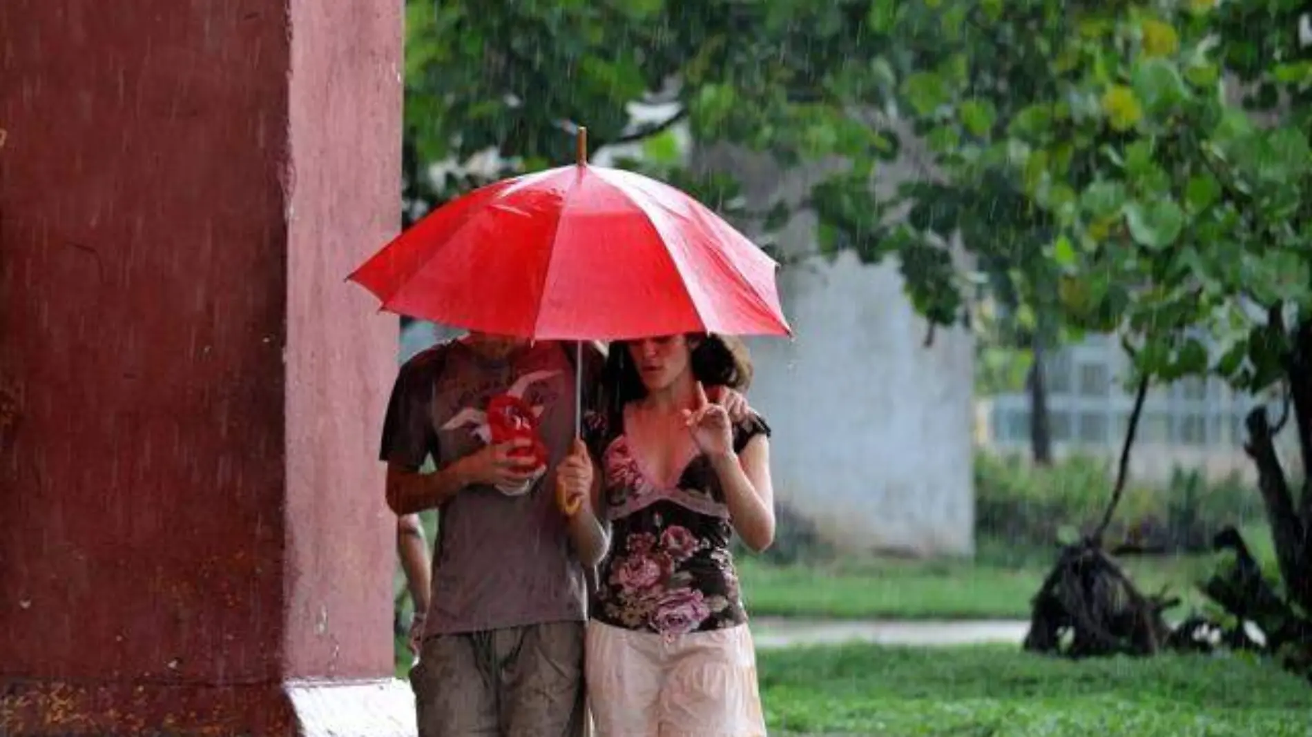 UNA PAREJA